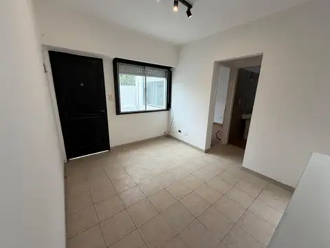 Depto Tipo Casa en Alquiler de 2 ambientes