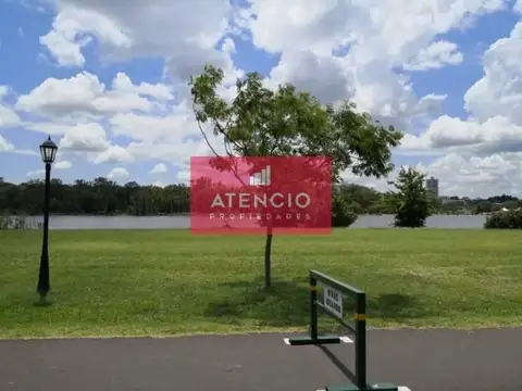 Terreno en Venta de 2103,0 m2