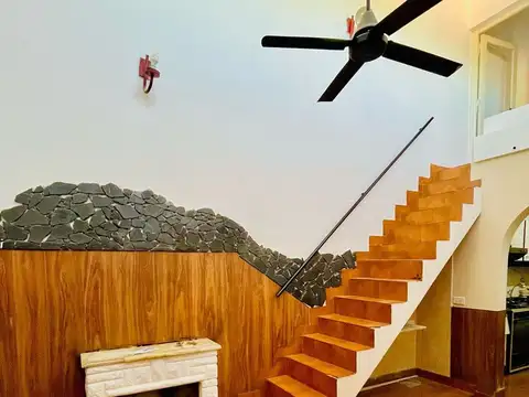 VENTA CASA 5AMB C/COCHERA/ LOTE EN LINIERS