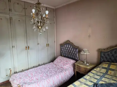 SEMIPISO 3 AMB  90m2 c/DEP/SERV  FRENTE BCON A RECICLAR