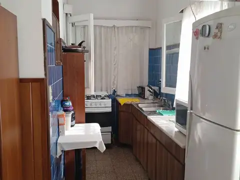 Depto Tipo Casa en Venta 64 años