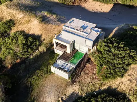 Casa en Venta en Carilo, USD 980.000