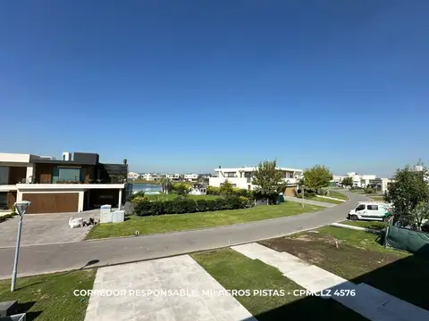 Casa en Alquiler de 4 dormitorios