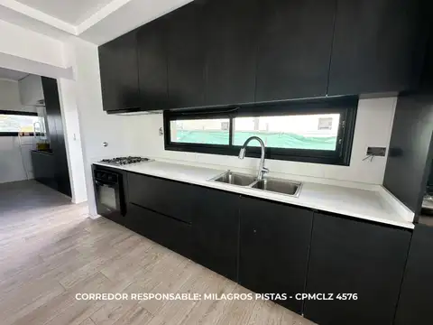 Casa en Alquiler al Norte