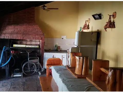 Casa 4 ambientes con 4 baños