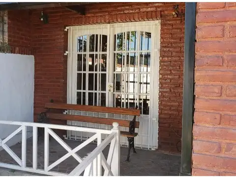 Casa en Venta en Castelar, USD 410.000
