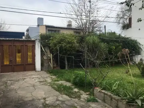 Venta gran propiedad para reciclar en Zarate ideal inversores