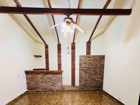 Depto Tipo Casa en Venta 66 años
