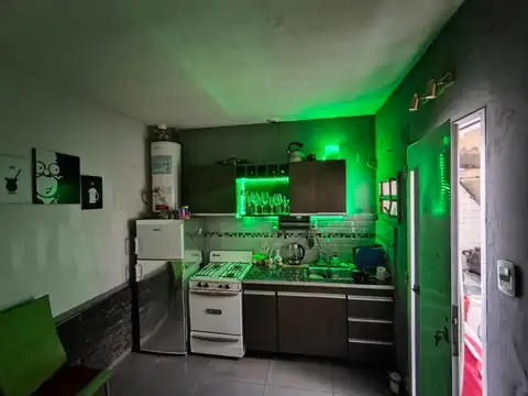 Depto Tipo Casa 2 ambientes con 1 baño
