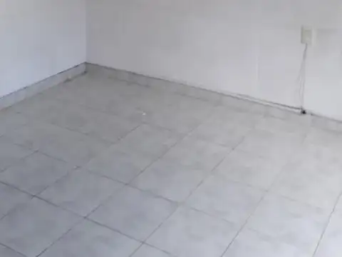 Depto Tipo Casa en Alquiler en San Andres, $ 600.000