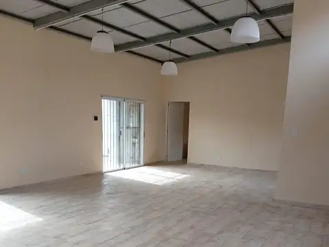 Local en Alquiler en Capitan Bermudez, $ 700.000