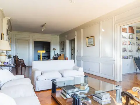 Departamento en Venta de 6 ambientes