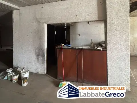 Galpon en Alquiler 18  mts Fondo
