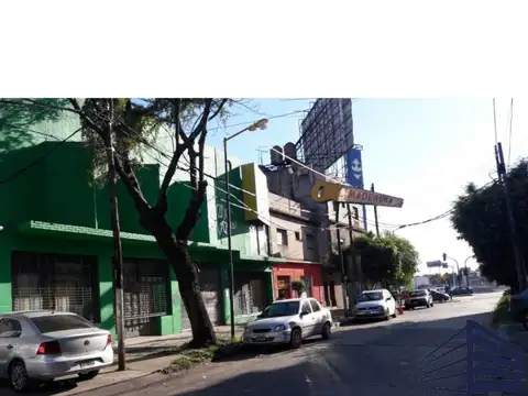 Galpon en Venta en Villa Lynch, USD 350.000