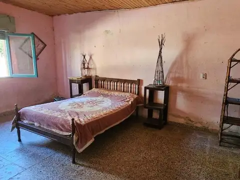 Casa 4 ambientes con 1 baño