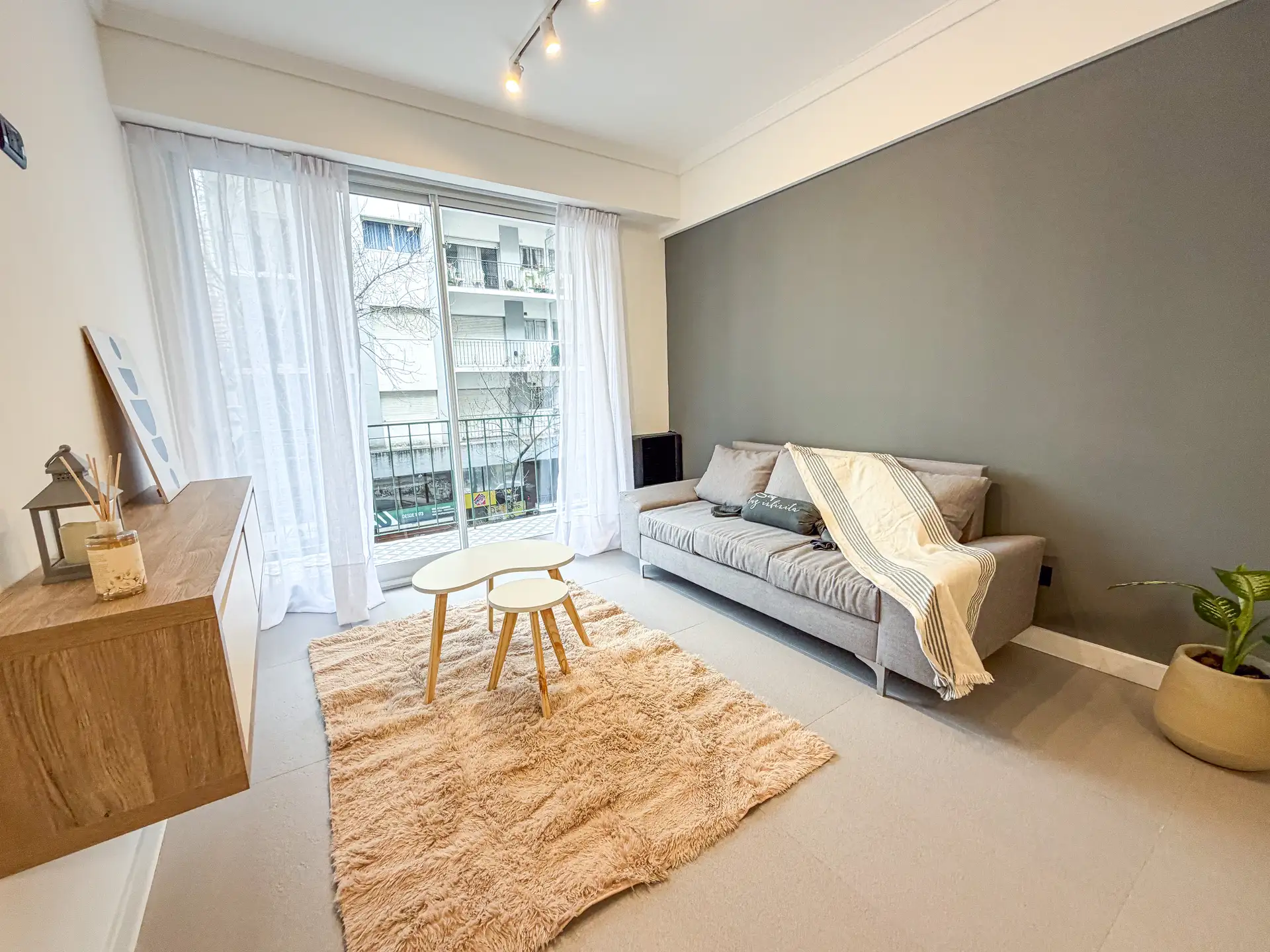 Depto 2 amb con dependencia, 50m² con balcón — Centro