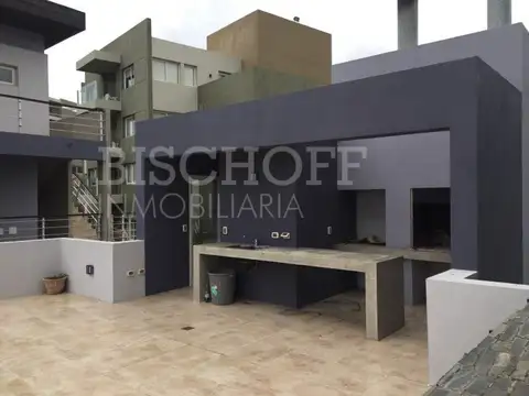 EN BLOCK EXCELENTES DEPARTAMENTOS DE 2 AMBIENTES, CON COCHERA!