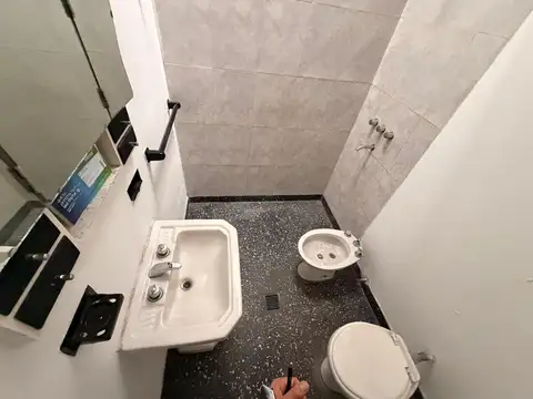 MUY BUEN PH TIPO CASA A LA VENTA EN BOULOGNE