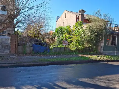 Pablo Nogues - Lote de 320m2 frente a barrio privado!