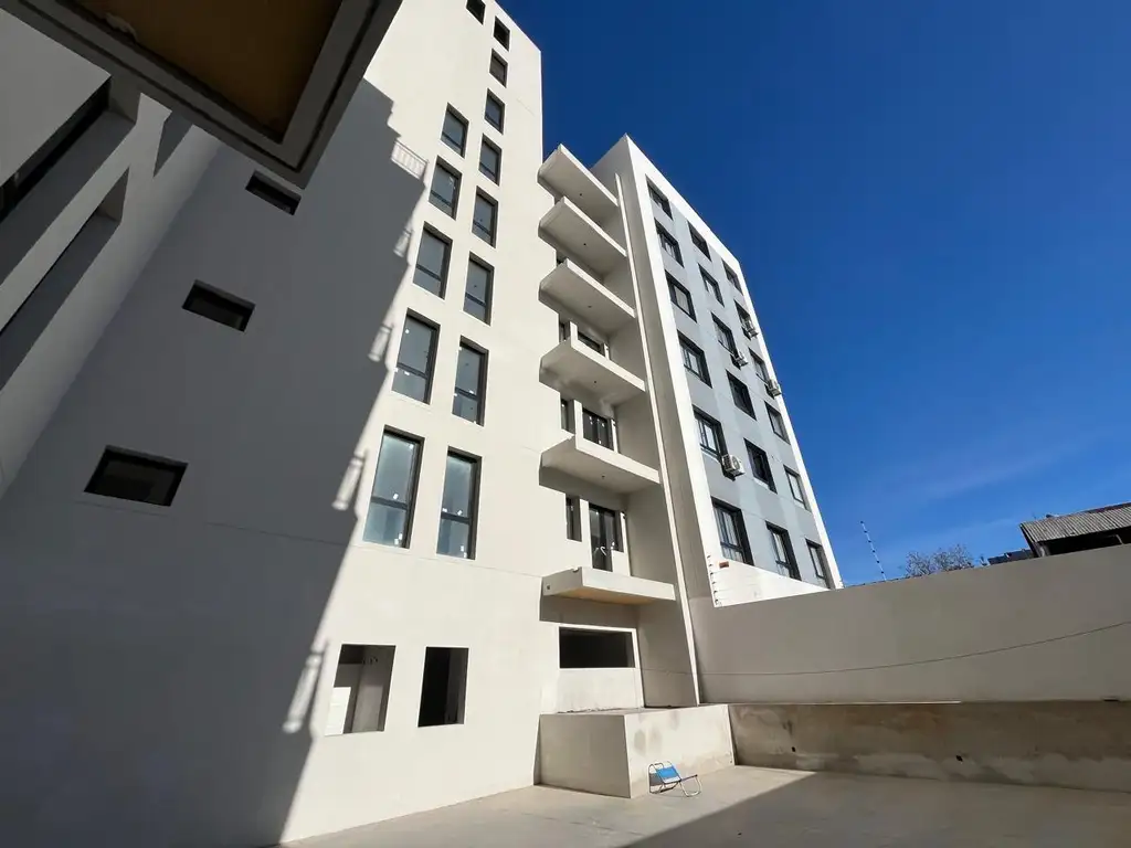 THAMES VIII - Entrega Enero 2026