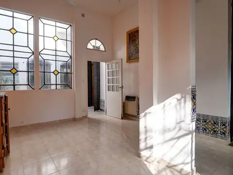 Depto Tipo Casa en Venta de 5 ambientes