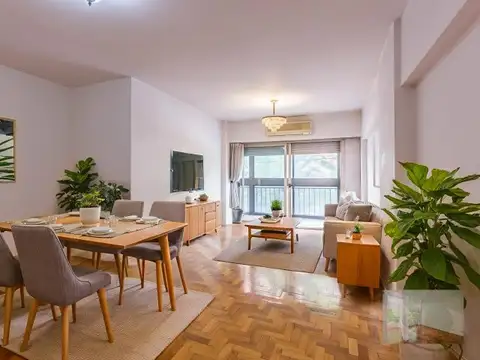 Departamento. 4 Ambientes. Balcón. Patio.  Dependencia. Almagro.