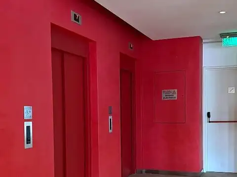 Ver Video - Excelente Oficina comercial al Contrafrente