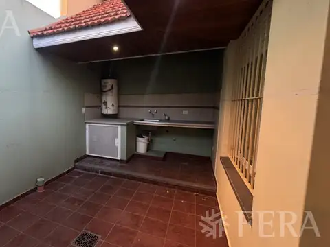 Depto Tipo Casa en Alquiler de 3 ambientes