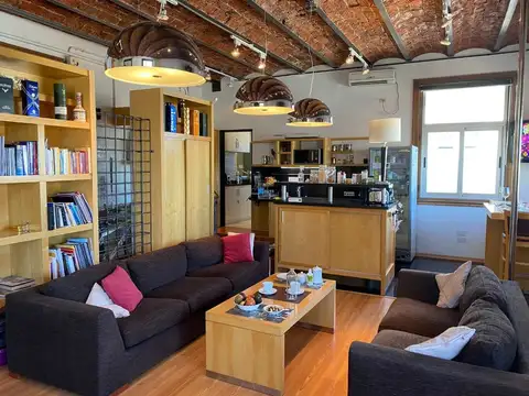 Avenida Belgrano 700