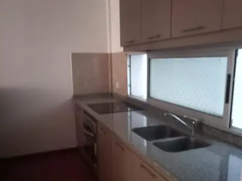 Departamento en Alquiler en Balvanera, $ 800.000