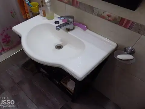 Casa en Venta en Villa Santos Tesei, USD 120.000