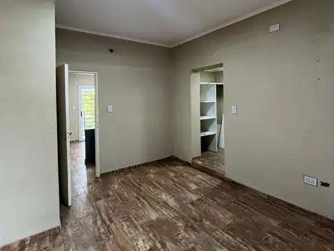 Depto Tipo Casa en Alquiler de 2 dormitorios