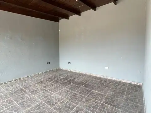 Depto Tipo Casa en Alquiler de 3 ambientes