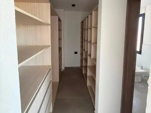 Casa en Venta al Oeste