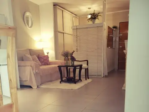 M Lainez 1200, Piso PB