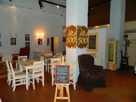 LOCAL EN VENTA CON SUBSUELO Y DOS PISOS DE VIVIENDAS