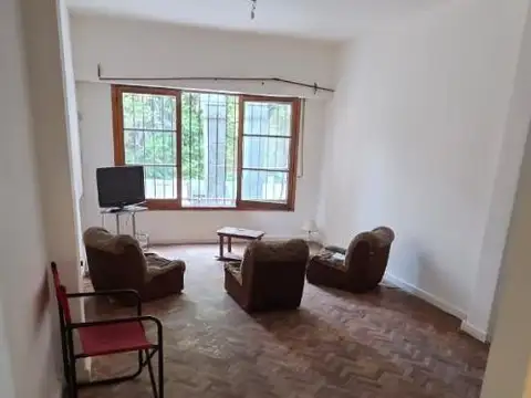 VENTA DE 5 DEPARTAMENTOS SOBRE AVENIDA SAN MARTÍN