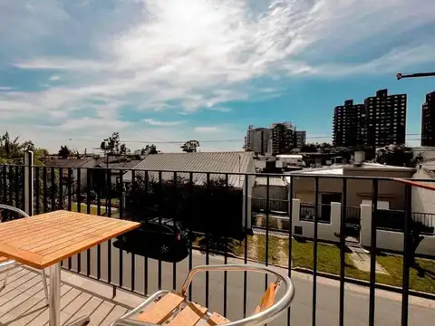 VENTA PH  2 AMBIENTES - CHACABUCO 5800