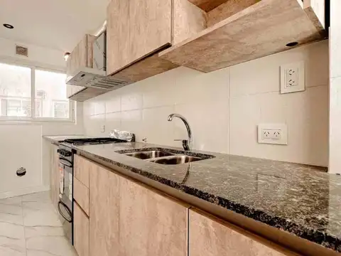 VENTA PH  2 AMBIENTES - CHACABUCO 5800