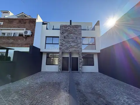 Casa en Venta en Olivos, USD 348.000