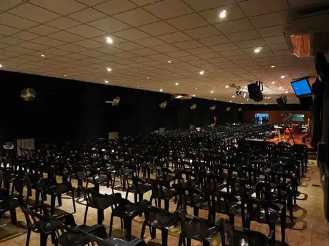 Local en Venta 44 años