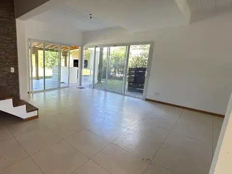 CASA 5 AMBIENTES APTO CREDITO