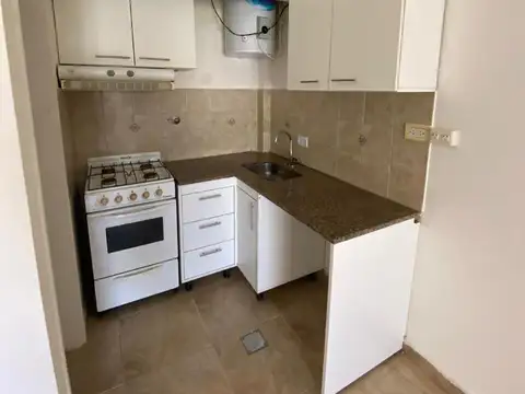 Departamento en Alquiler en Moron Sur, $ 400.000