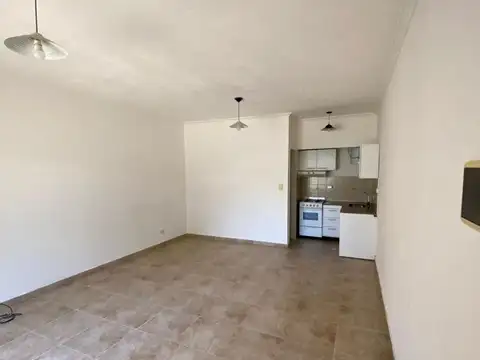 Monoambiente en alquiler Moron Sur