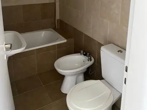 Departamento en Alquiler con 1 cochera