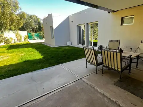 Casa en Venta - Barrio Terruños de Araoz II - Calle Araoz