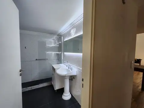 Departamento en Alquiler 106 años