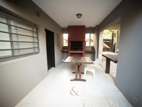 Depto Tipo Casa en Alquiler Temporal en Pinamar, USD 1.200