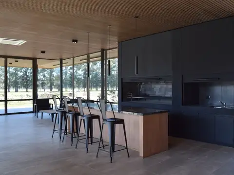 Terreno en Venta en La Lonja, USD 78.000
