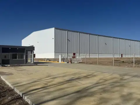 Nave Industrial en Zarate